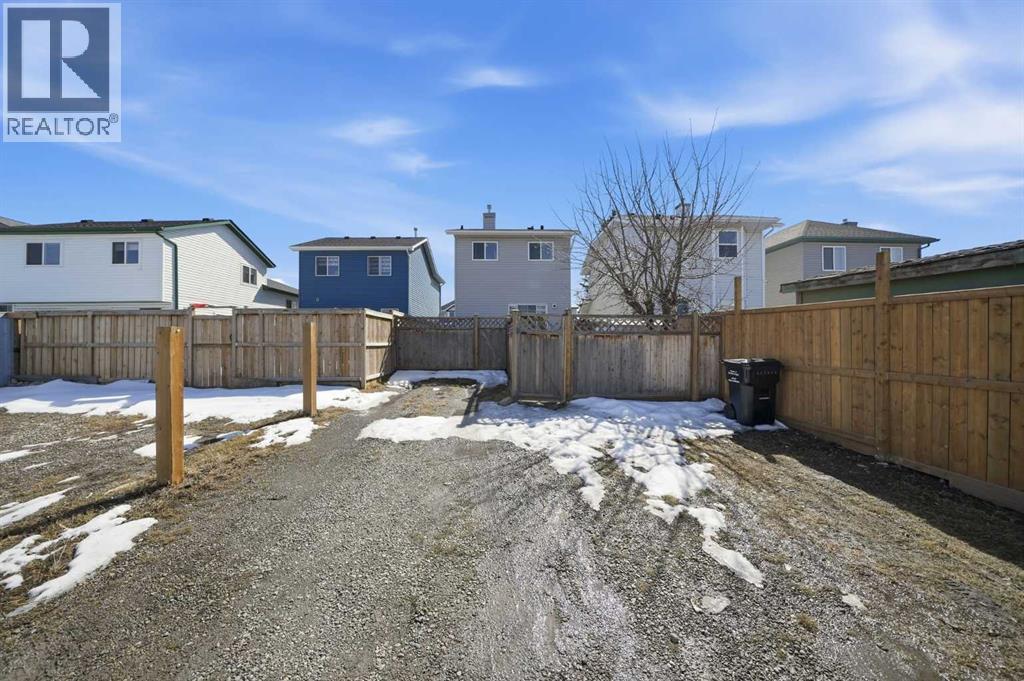 28 Martin Crossing Rise Ne, Calgary, Alberta  T3J 3N8 - Photo 25 - A2301034