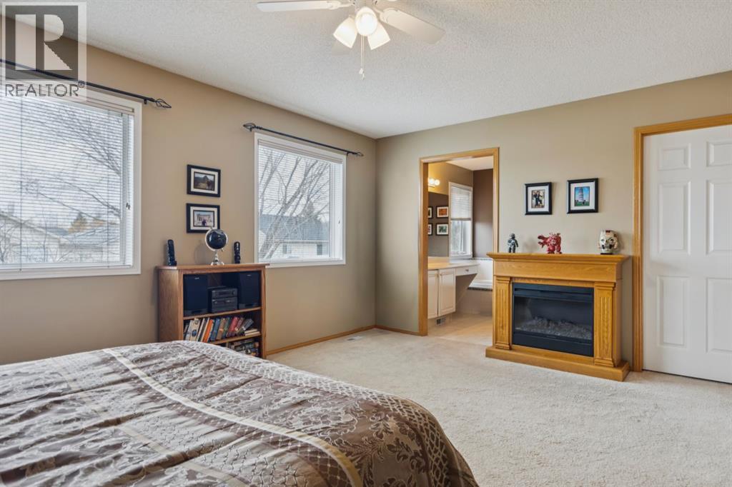 235 Sierra Morena Close Sw, Calgary, Alberta  T3H 3G3 - Photo 17 - A2302035