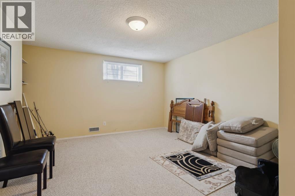 235 Sierra Morena Close Sw, Calgary, Alberta  T3H 3G3 - Photo 26 - A2302035