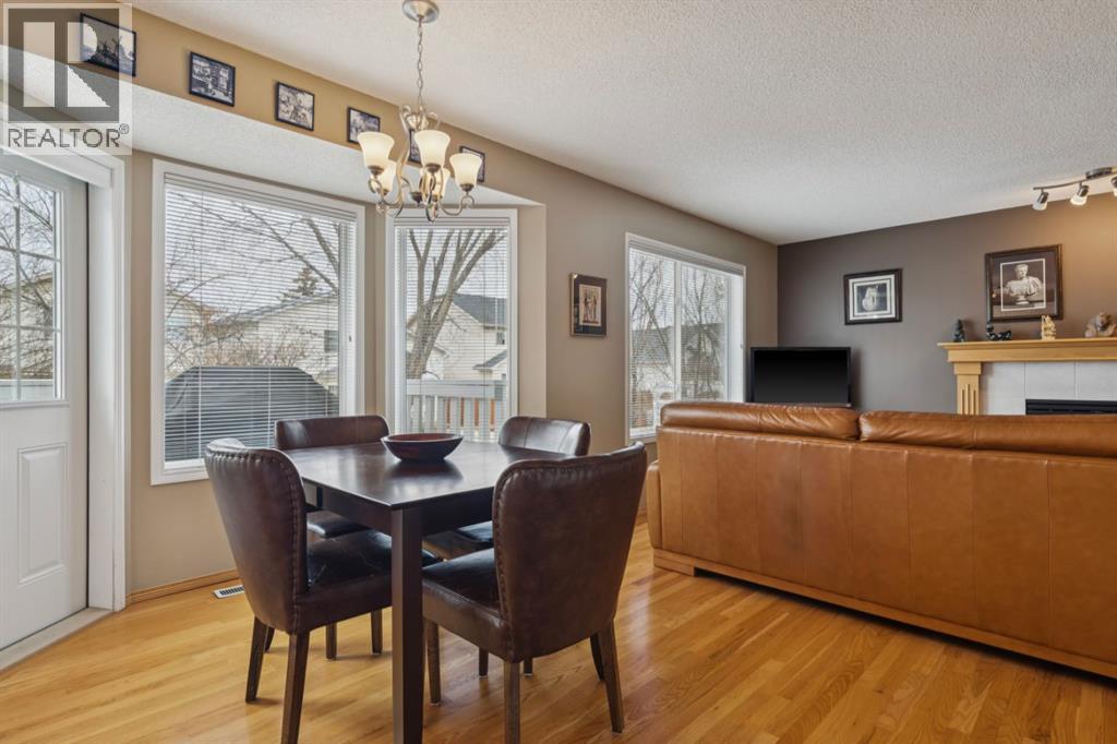 235 Sierra Morena Close Sw, Calgary, Alberta  T3H 3G3 - Photo 9 - A2302035