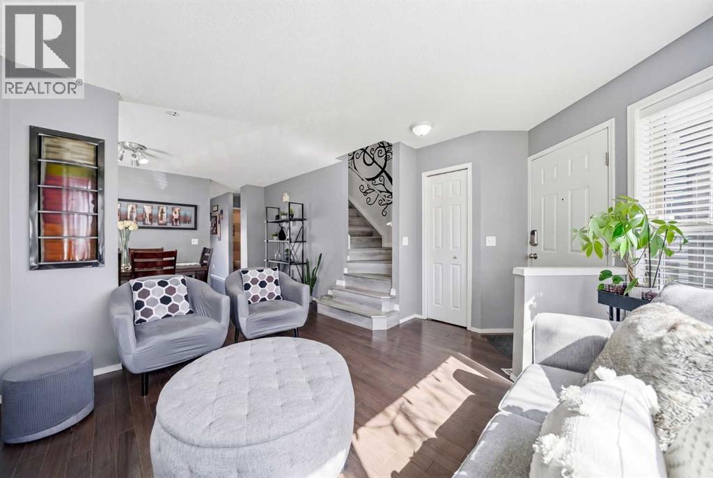 28 Martin Crossing Rise Ne, Calgary, Alberta  T3J 3N8 - Photo 5 - A2301034