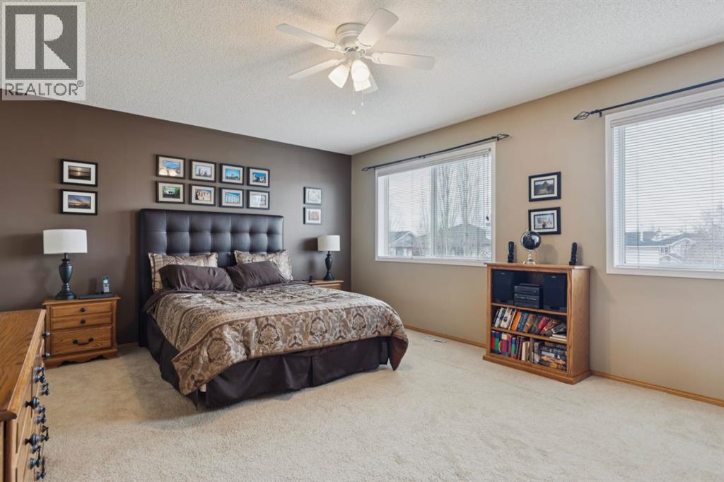 235 Sierra Morena Close Sw, Calgary, Alberta  T3H 3G3 - Photo 16 - A2302035