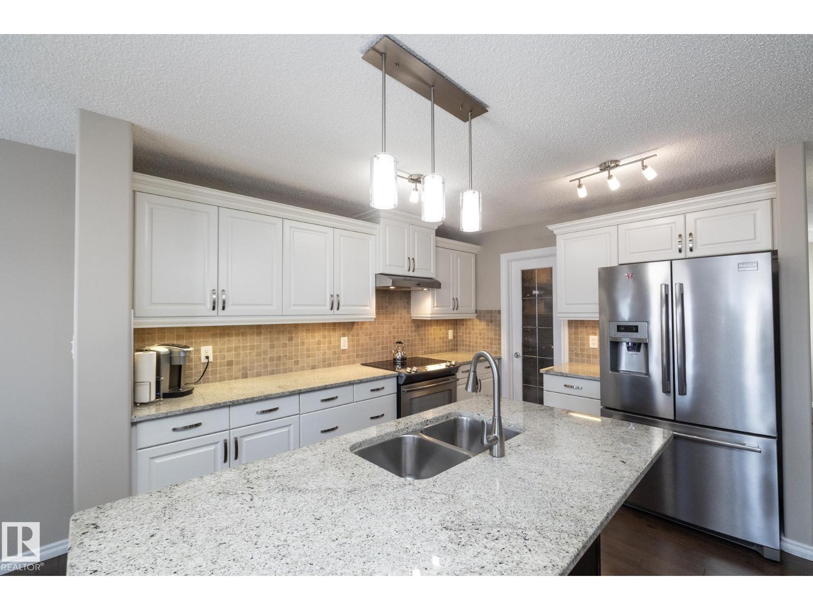 132 Kirpatrick Wy, Leduc, Alberta  T9E 0Z2 - Photo 2 - E4483056