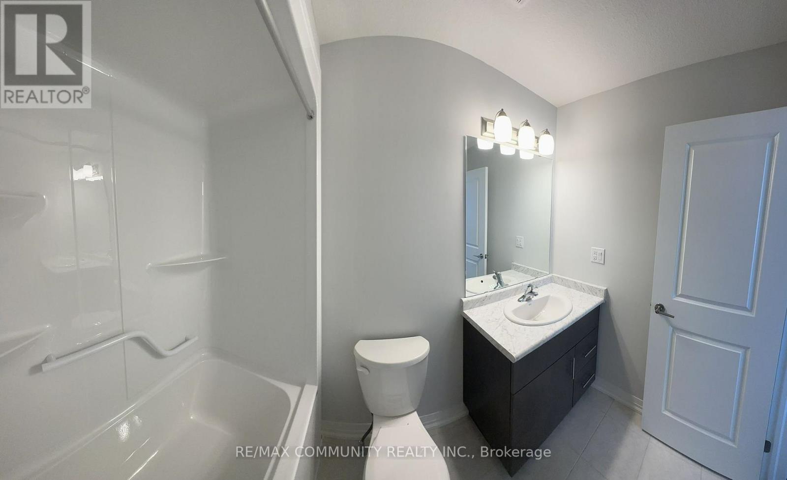 86 Bur Oak Drive, Thorold, Ontario  L2V 0L8 - Photo 11 - X13016150