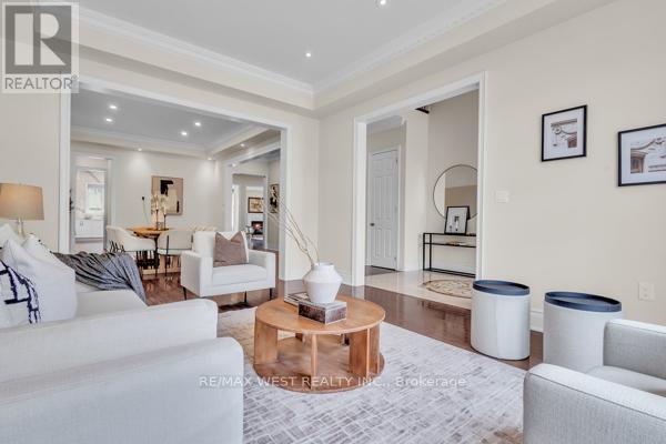 17 Torgan Trail, Vaughan, Ontario  L4H 3X6 - Photo 8 - N13016100