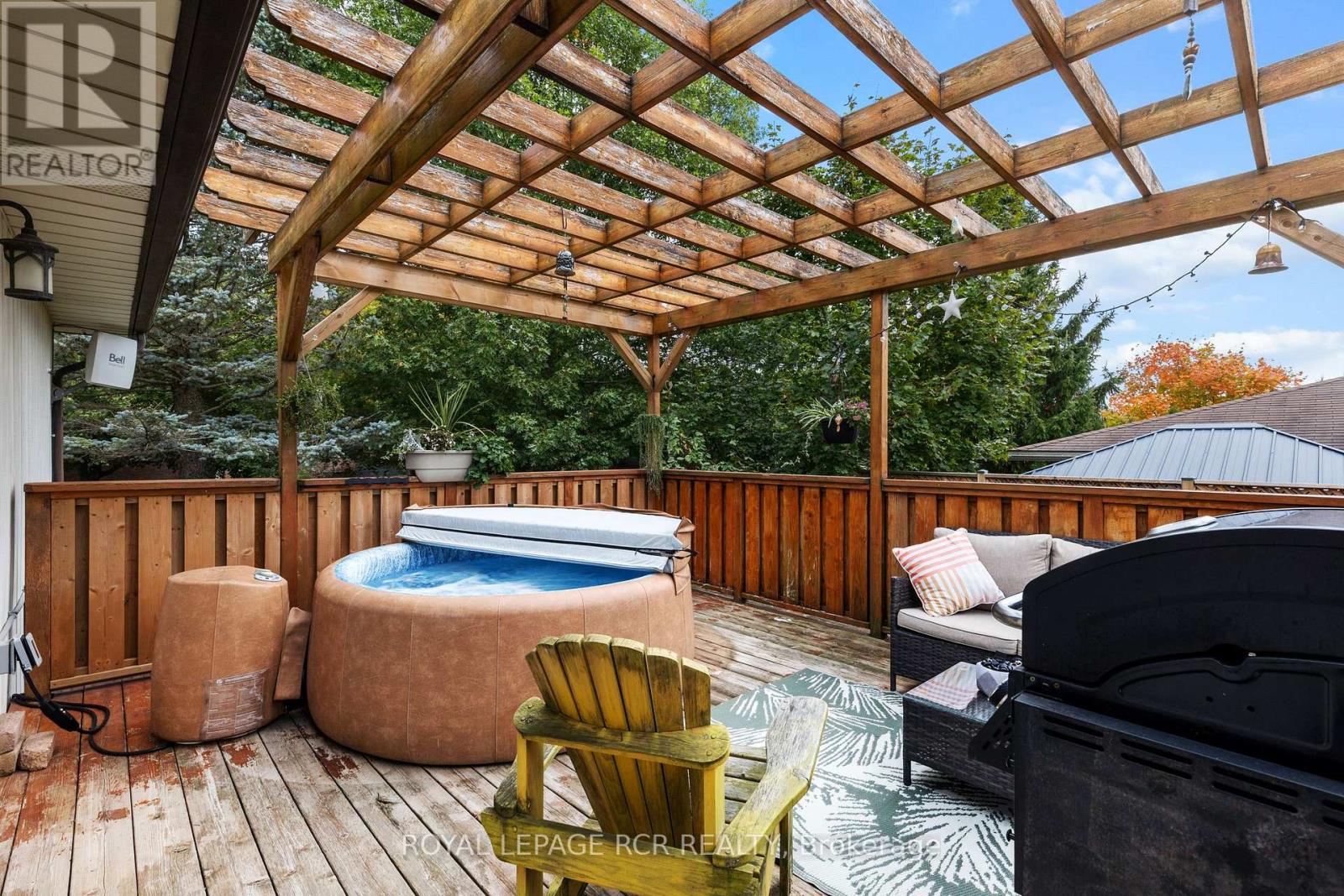 56 Wilson Crescent, Centre Wellington, Ontario  N0B 1S0 - Photo 37 - X12980568