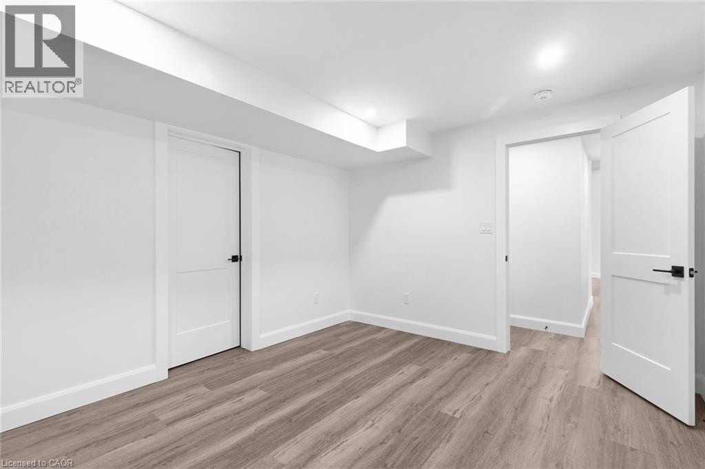 17 Church Street E, Delhi, Ontario  N4B 1T3 - Photo 39 - 40816929