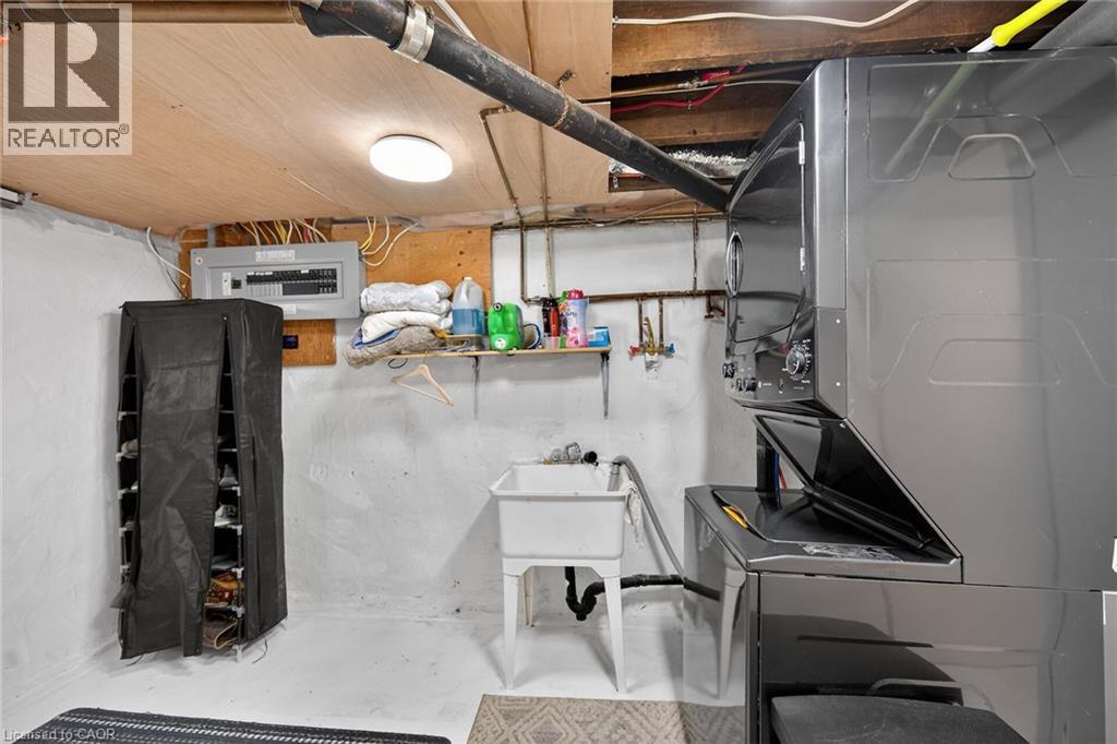 22 Griffith Street, Welland, Ontario  L3B 4G4 - Photo 42 - 40821469