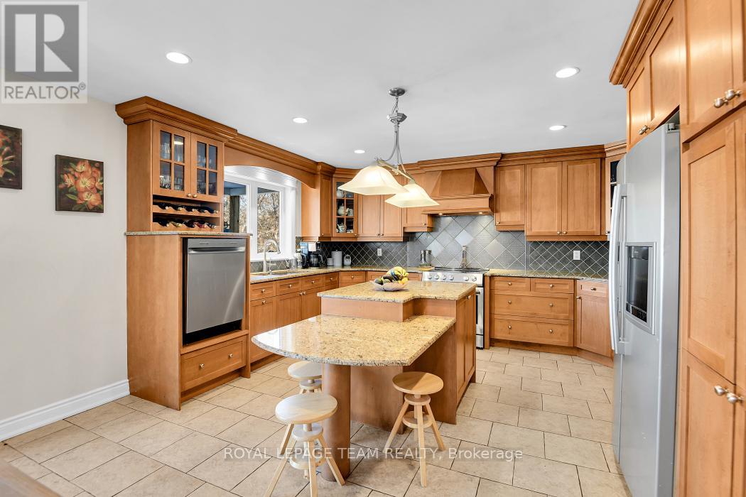 6637 Stanmore Street, Ottawa, Ontario  K4P 1G7 - Photo 11 - X13016272