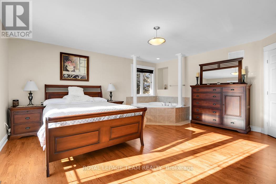 6637 Stanmore Street, Ottawa, Ontario  K4P 1G7 - Photo 17 - X13016272