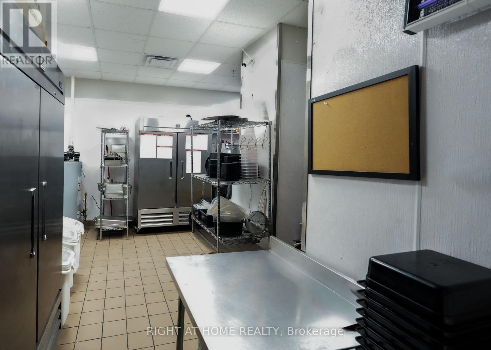 E11a - 2020 Lanthier Drive, Ottawa, Ontario  K4A 3V4 - Photo 14 - X13016276