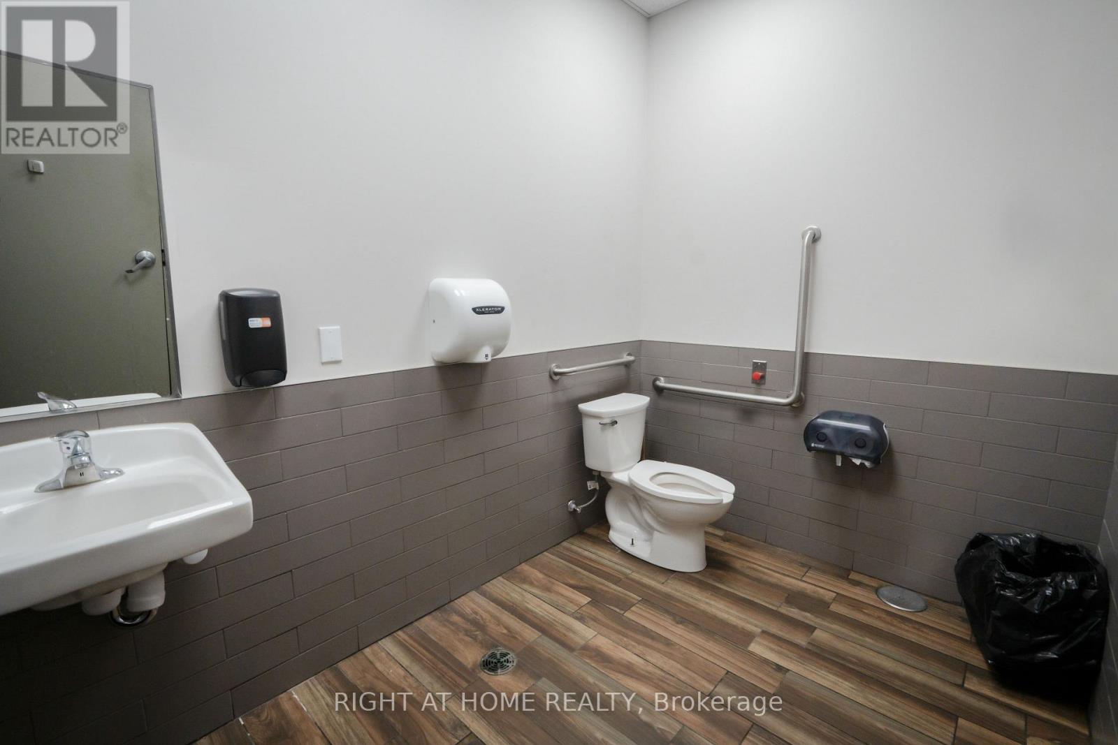 E11a - 2020 Lanthier Drive, Ottawa, Ontario  K4A 3V4 - Photo 18 - X13016276