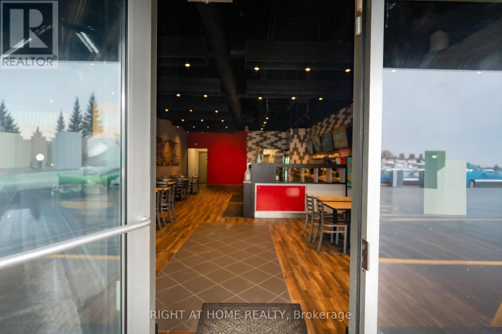 E11a - 2020 Lanthier Drive, Ottawa, Ontario  K4A 3V4 - Photo 3 - X13016276