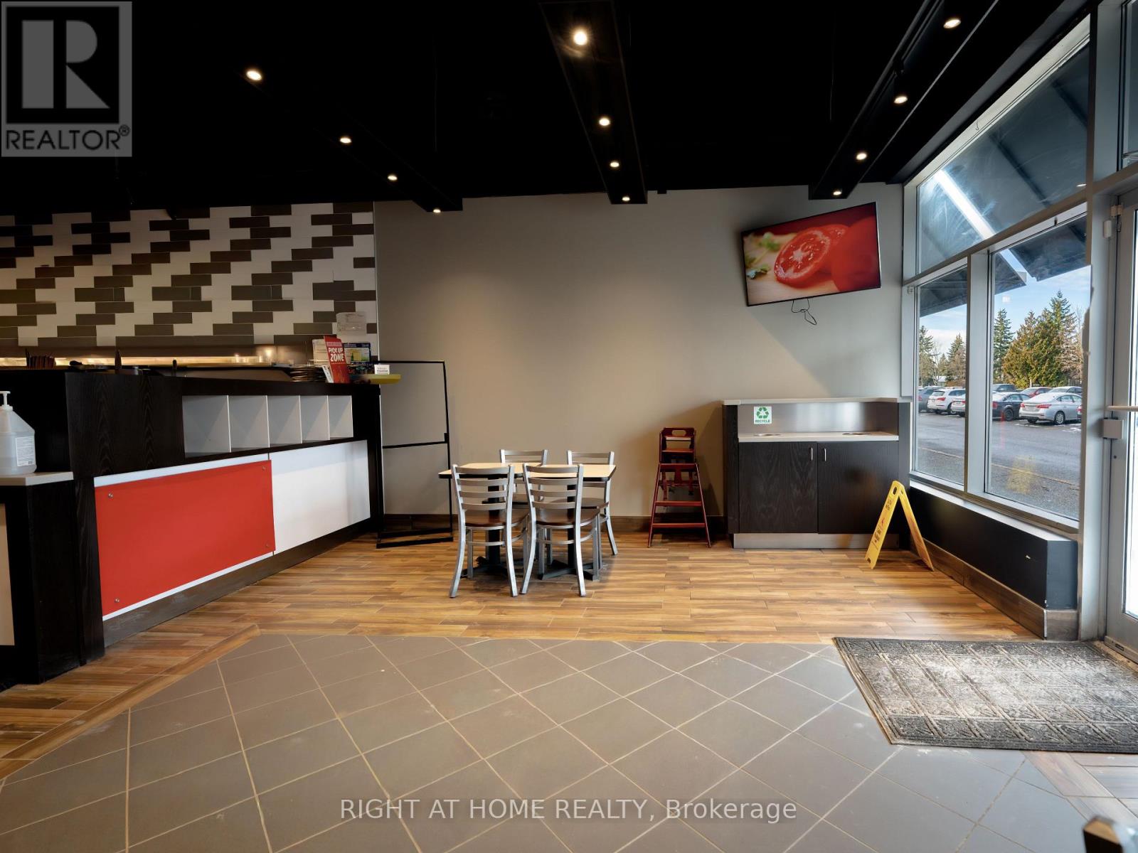 E11a - 2020 Lanthier Drive, Ottawa, Ontario  K4A 3V4 - Photo 4 - X13016276