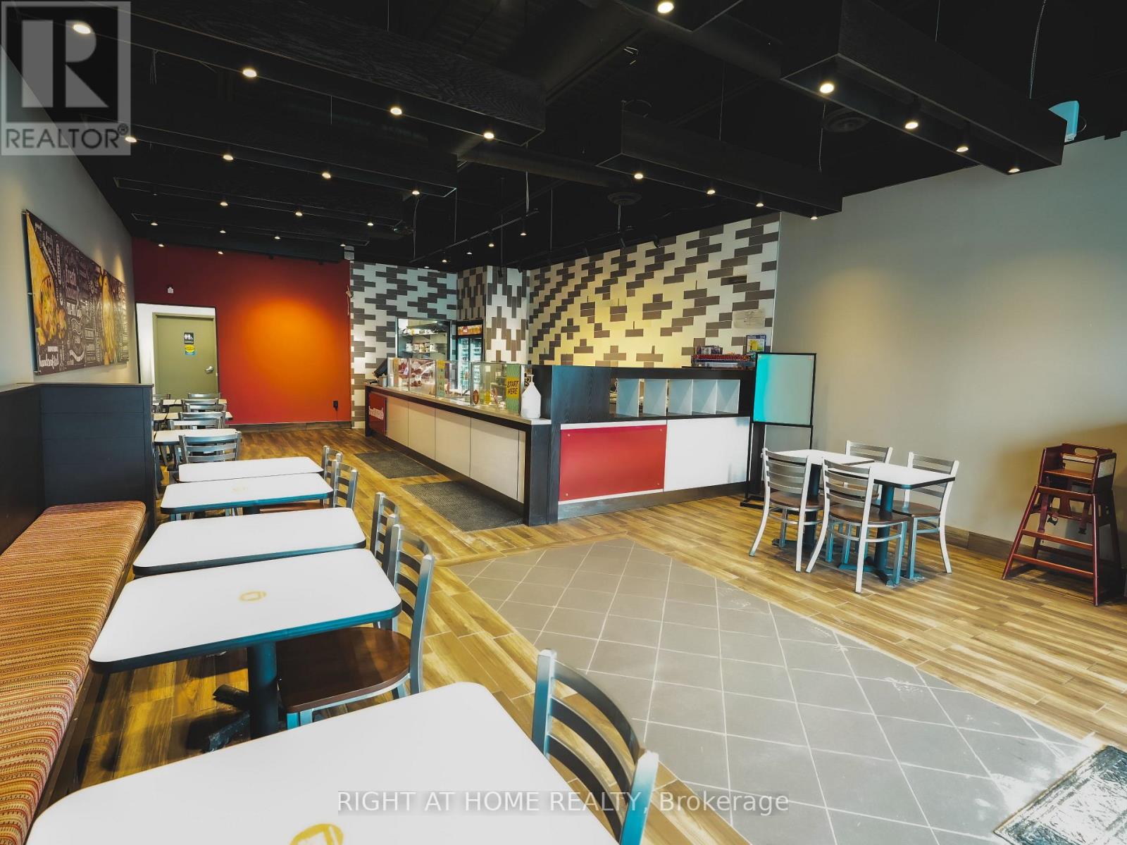 E11a - 2020 Lanthier Drive, Ottawa, Ontario  K4A 3V4 - Photo 6 - X13016276