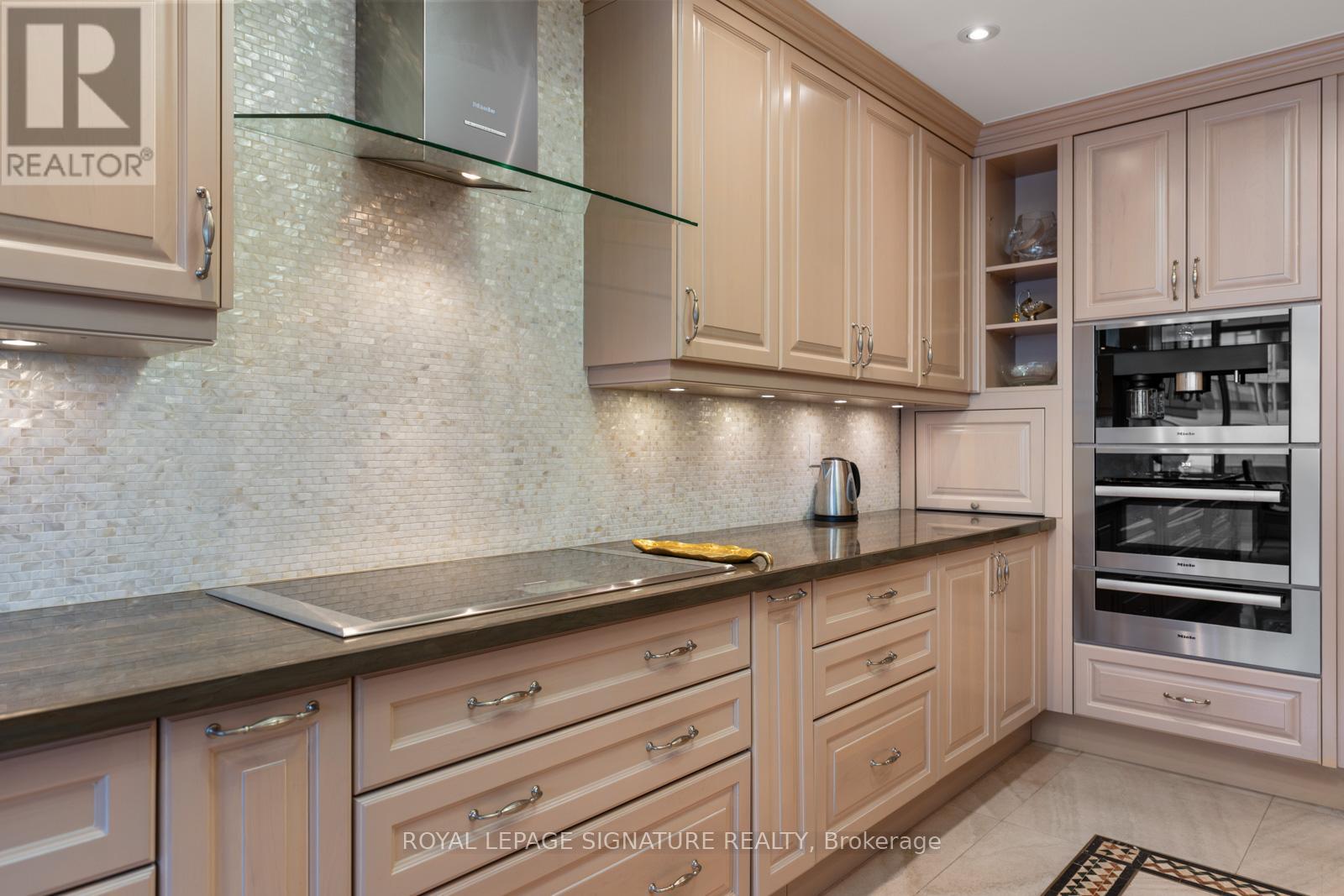 Ph9 - 7300 Yonge Street, Vaughan, Ontario  L4J 7Y5 - Photo 21 - N13014854