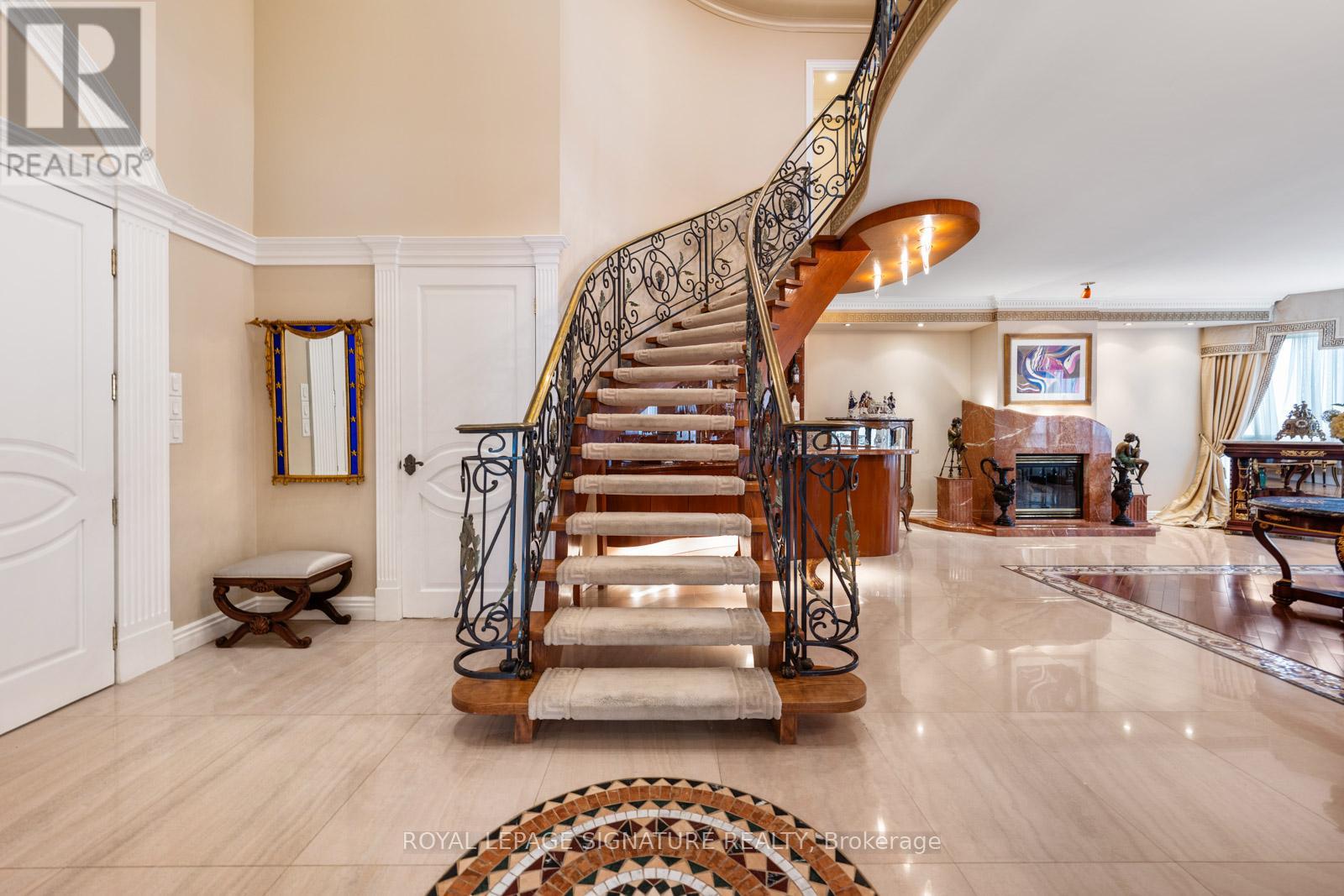 Ph9 - 7300 Yonge Street, Vaughan, Ontario  L4J 7Y5 - Photo 2 - N13014854