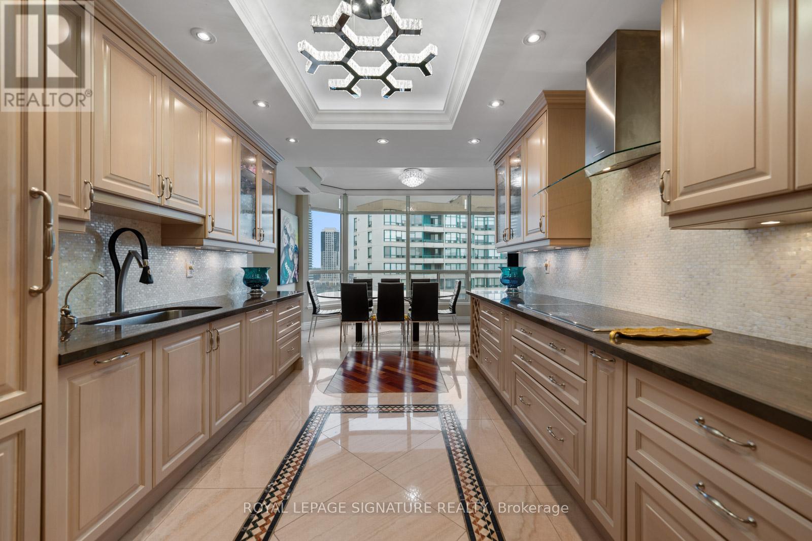 Ph9 - 7300 Yonge Street, Vaughan, Ontario  L4J 7Y5 - Photo 19 - N13014854