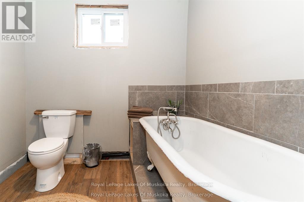 1741 Doe Lake Road, Gravenhurst, Ontario  P1P 1R3 - Photo 21 - X13016256