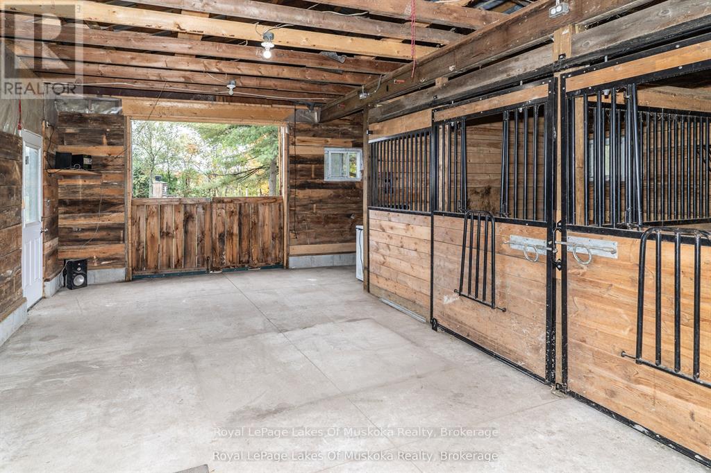 1741 Doe Lake Road, Gravenhurst, Ontario  P1P 1R3 - Photo 34 - X13016256