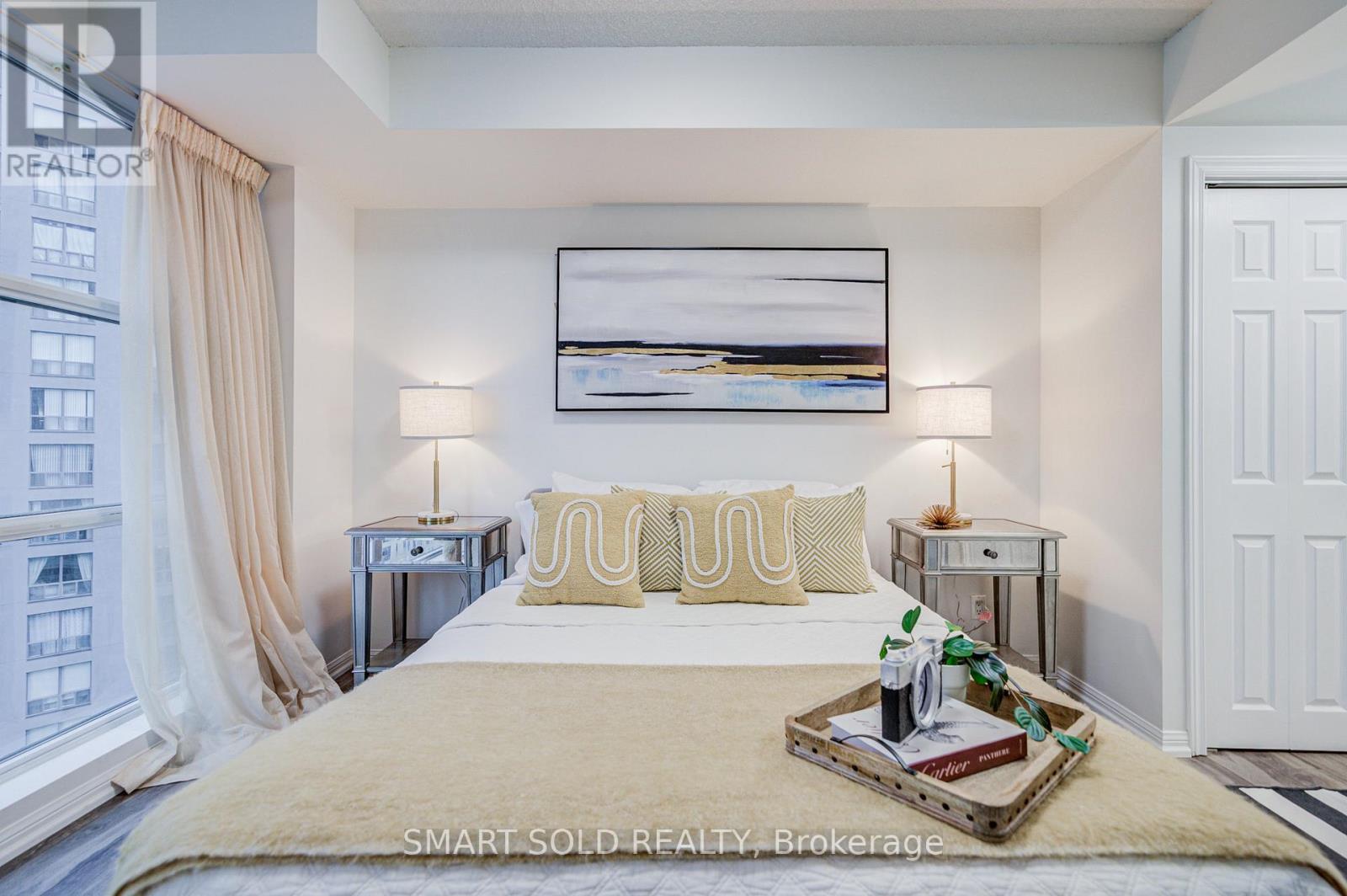 1612 - 11 St Joseph Street, Toronto, Ontario  M4Y 3G4 - Photo 11 - C13016224