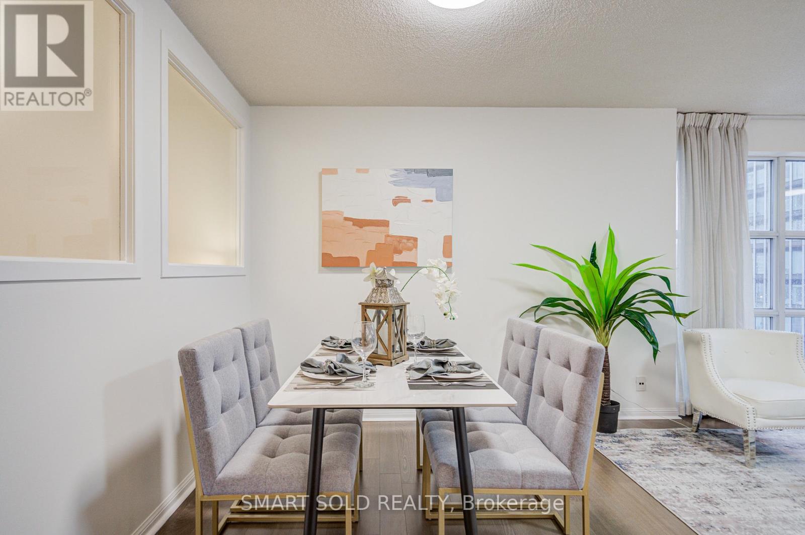 1612 - 11 St Joseph Street, Toronto, Ontario  M4Y 3G4 - Photo 6 - C13016224