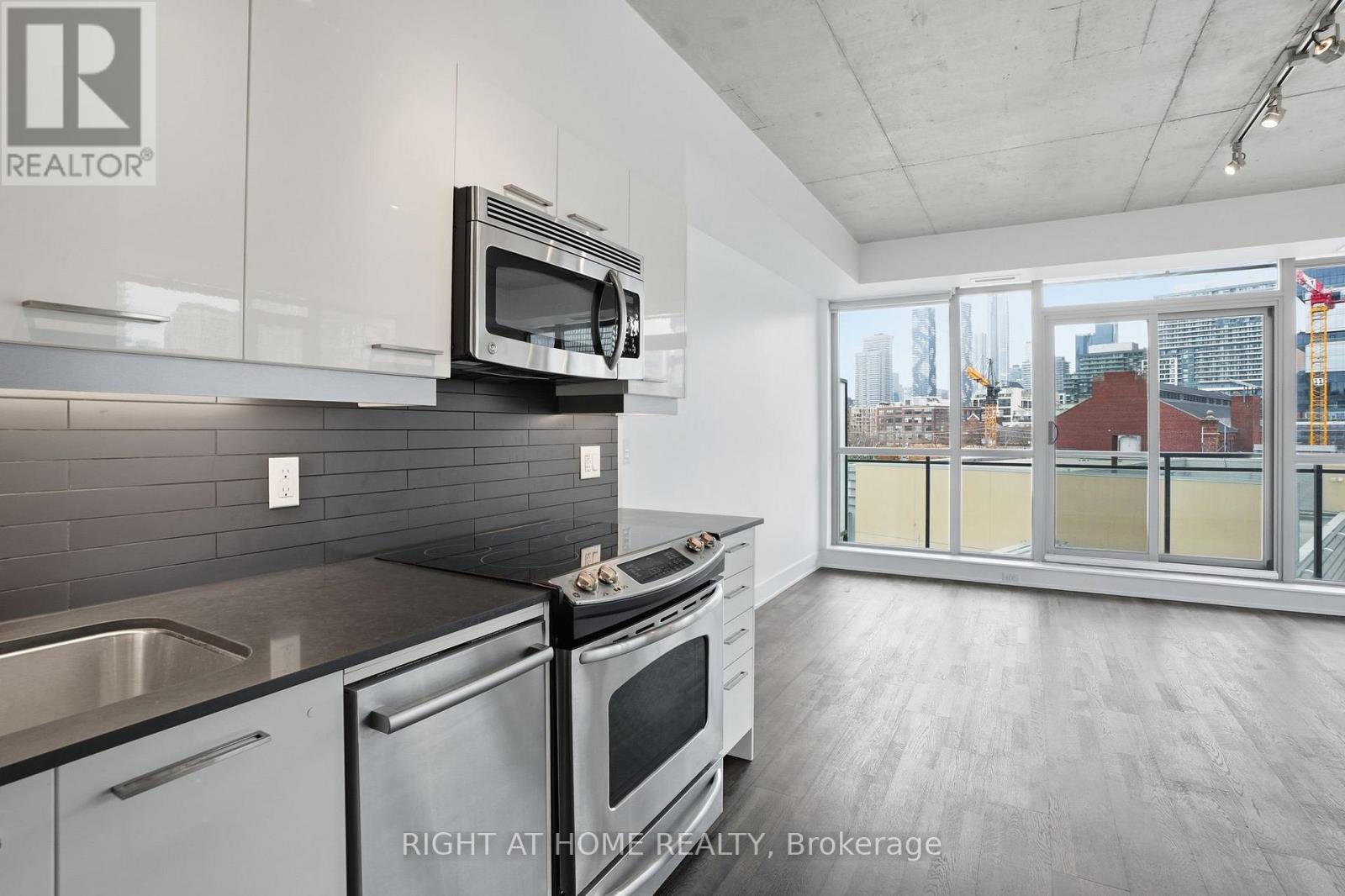 311 - 90 Trinity Street, Toronto, Ontario  M5A 0E4 - Photo 13 - C13016232