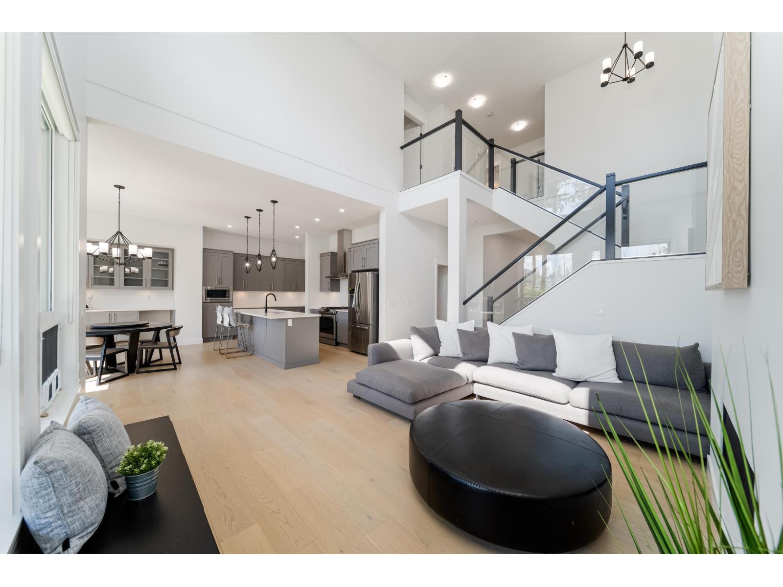 20530 77A AVENUE, langley, British Columbia