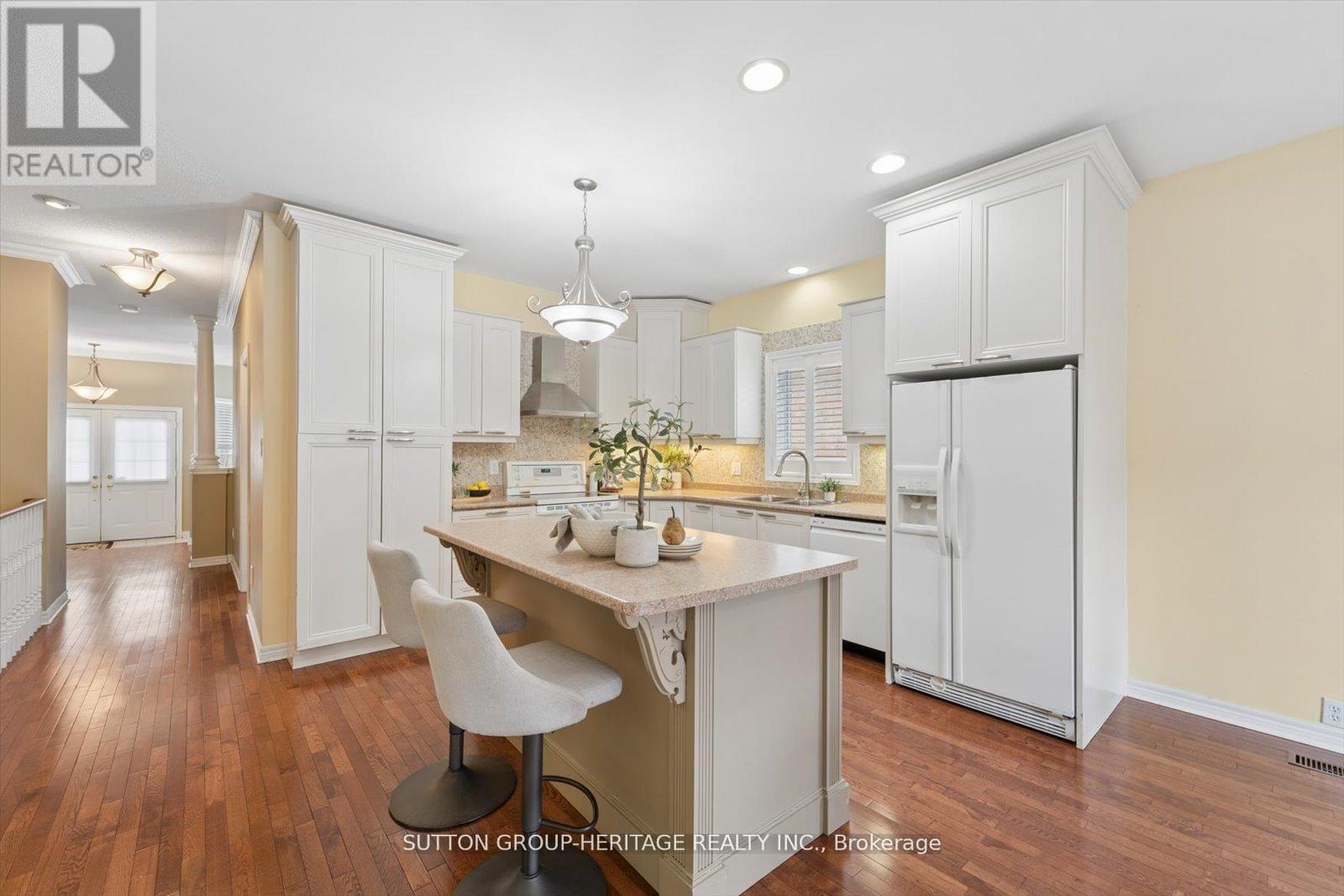 1886 Pine Grove Avenue, Pickering, Ontario  L1V 7C6 - Photo 13 - E13016288