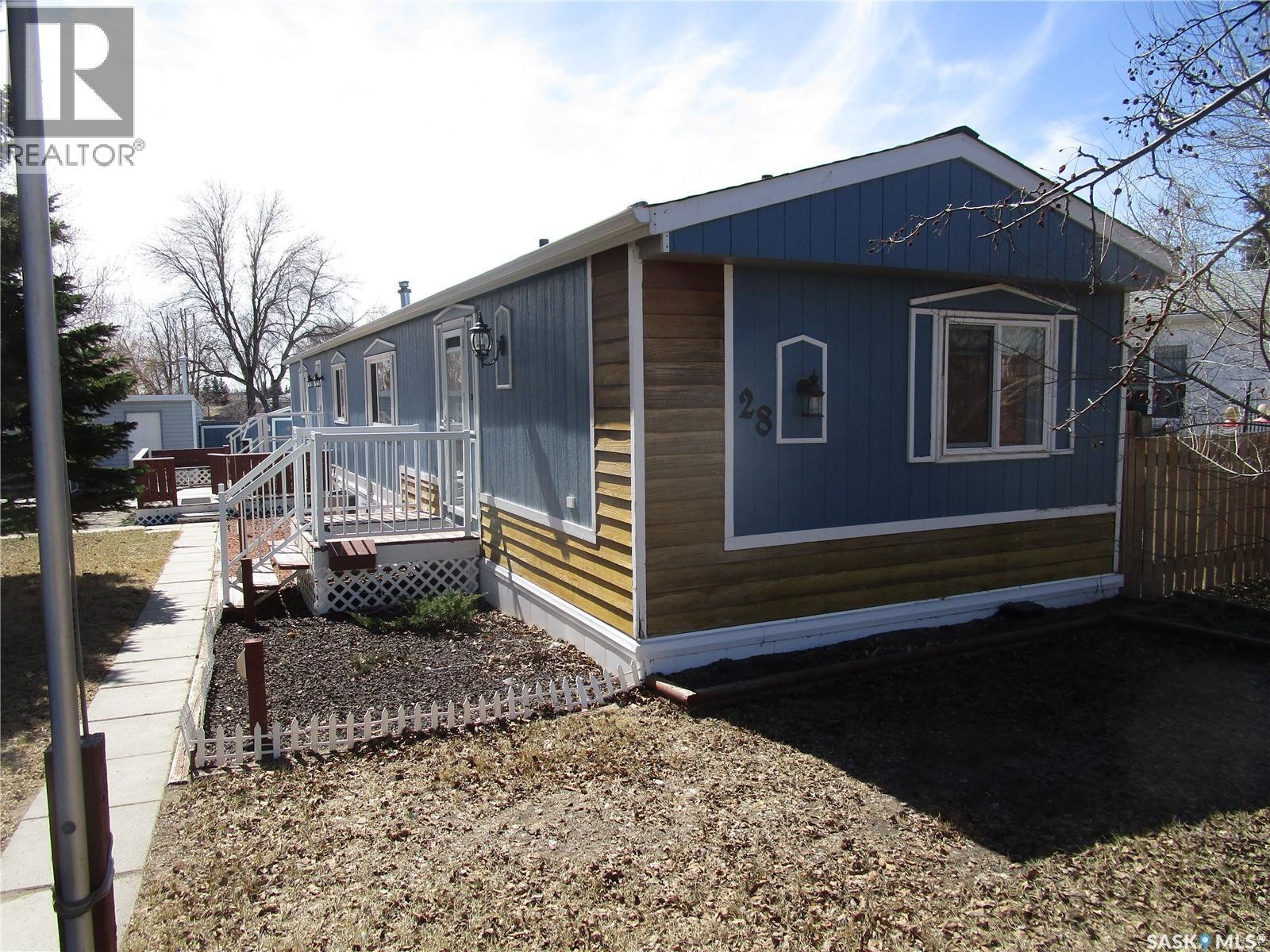 28 Crystal DRIVE, Edenwold Rm No.158, Saskatchewan