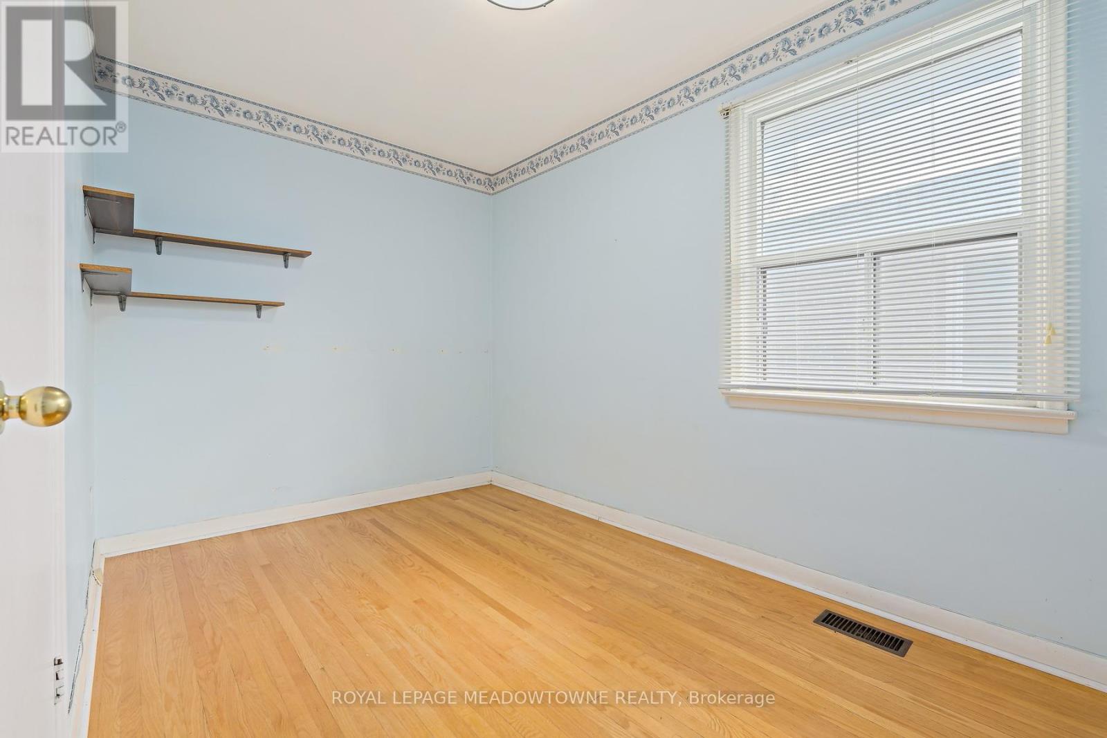 456 Delrex Boulevard, Halton Hills, Ontario  L7G 4J2 - Photo 13 - W13016222