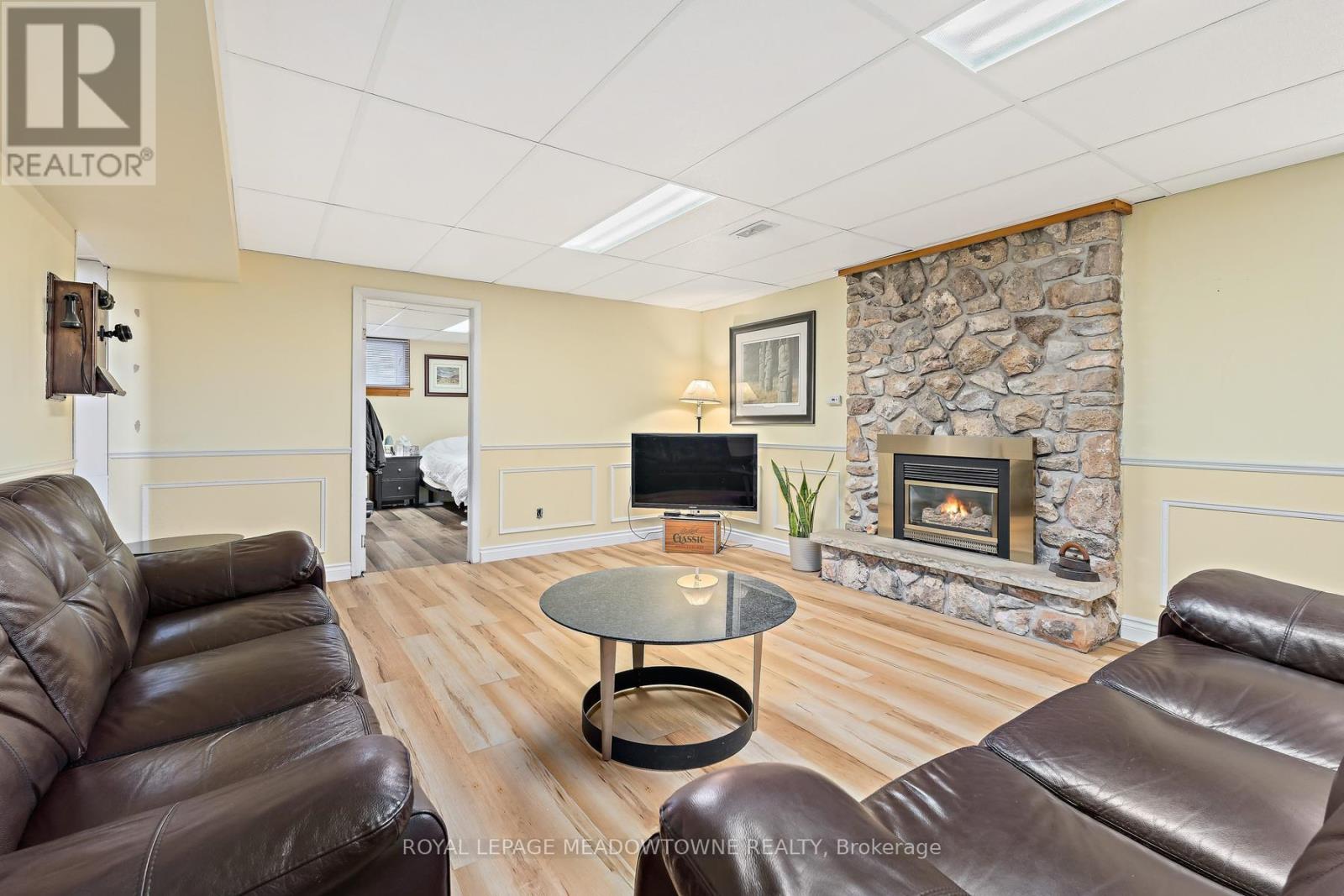 456 Delrex Boulevard, Halton Hills, Ontario  L7G 4J2 - Photo 16 - W13016222