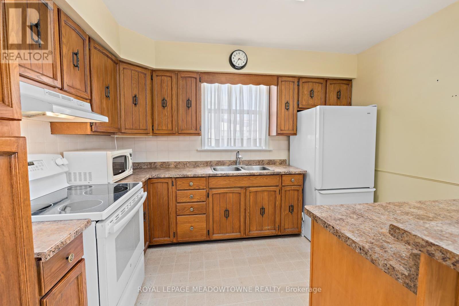 456 Delrex Boulevard, Halton Hills, Ontario  L7G 4J2 - Photo 8 - W13016222