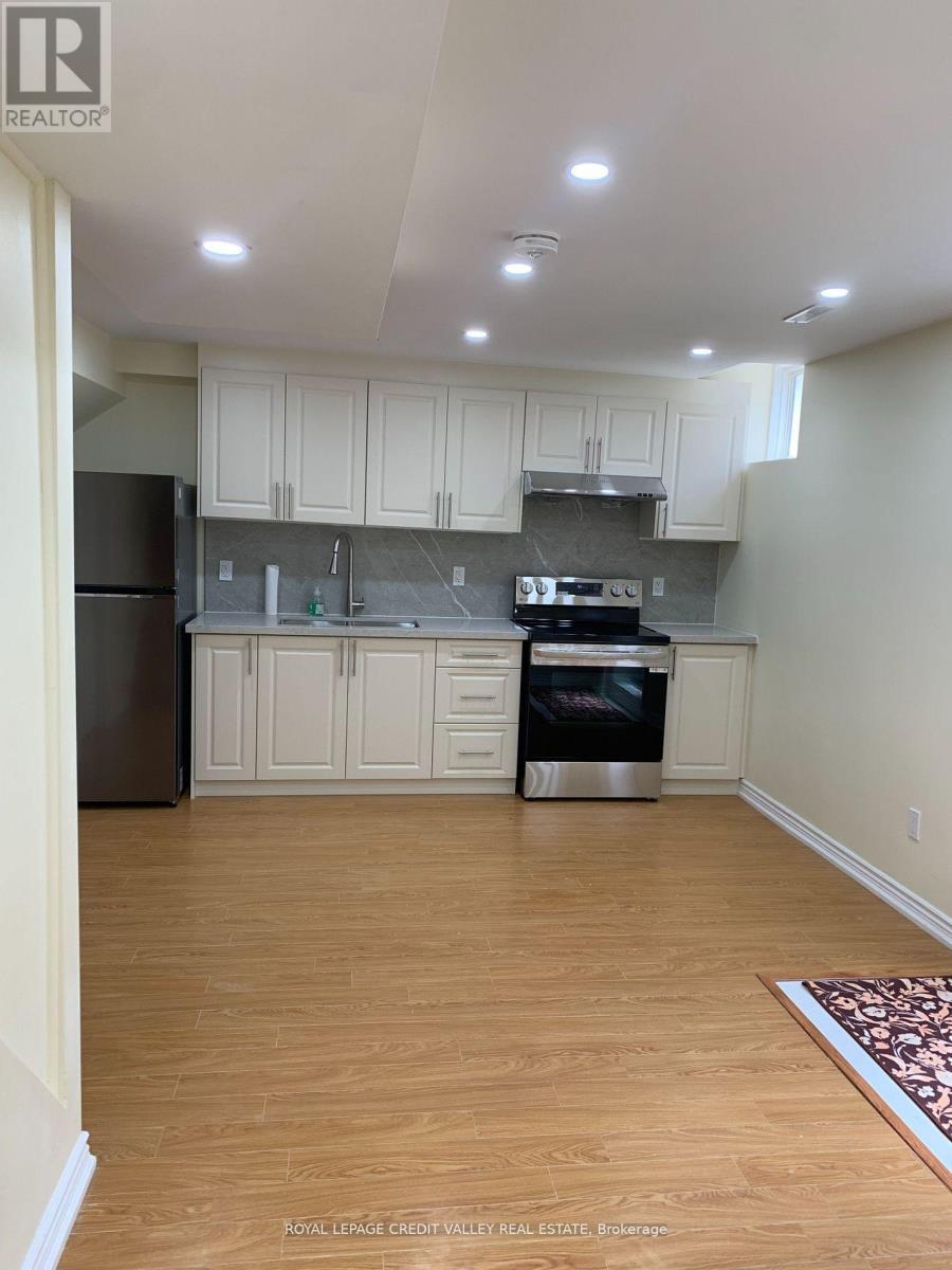 17 PATIENCE DRIVE, Brampton, Ontario