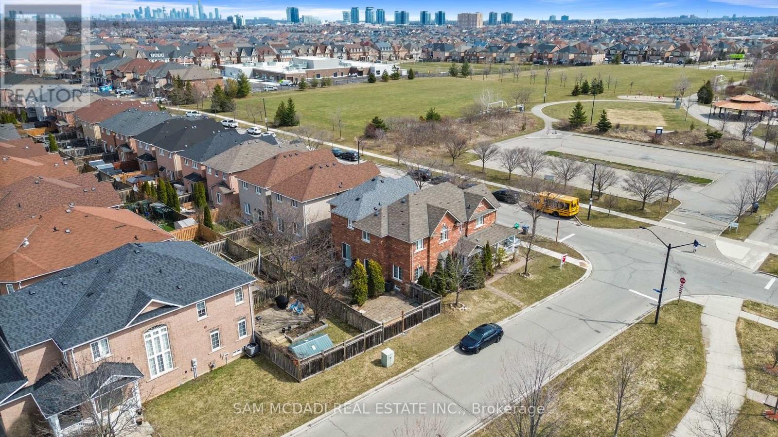 5625 Passion Flower Boulevard, Mississauga, Ontario  L5M 7N2 - Photo 30 - W13016258