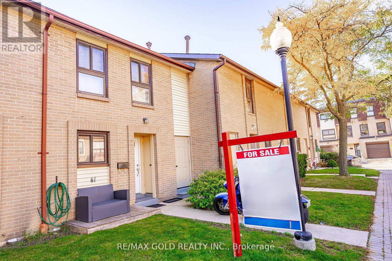 41 - 46 Dearbourne Boulevard, Brampton, Ontario  L6T 1J7 - Photo 3 - W13016294