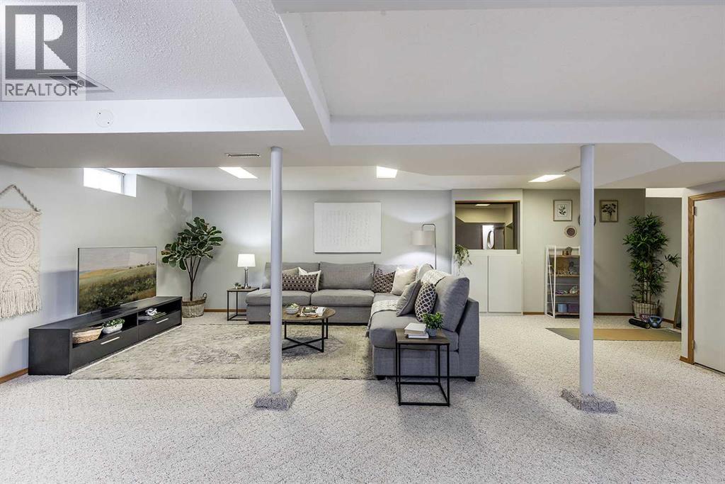 890 Hargrave Way NW, Medicine Hat, Alberta  T1A 6Y9 - Photo 25 - A2296299