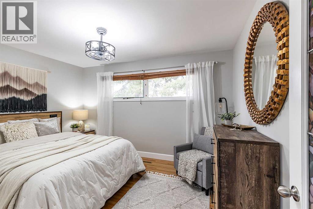 890 Hargrave Way NW, Medicine Hat, Alberta  T1A 6Y9 - Photo 18 - A2296299