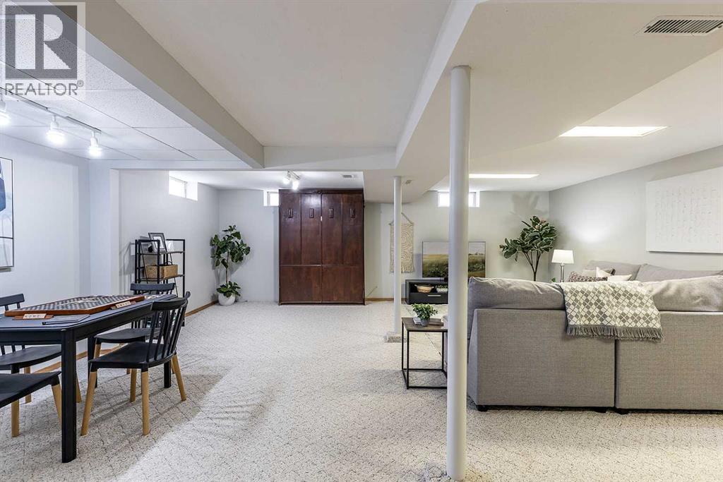 890 Hargrave Way NW, Medicine Hat, Alberta  T1A 6Y9 - Photo 23 - A2296299