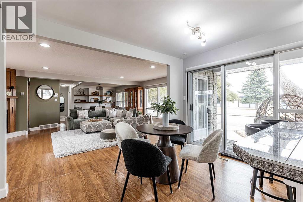 890 Hargrave Way NW, Medicine Hat, Alberta  T1A 6Y9 - Photo 8 - A2296299