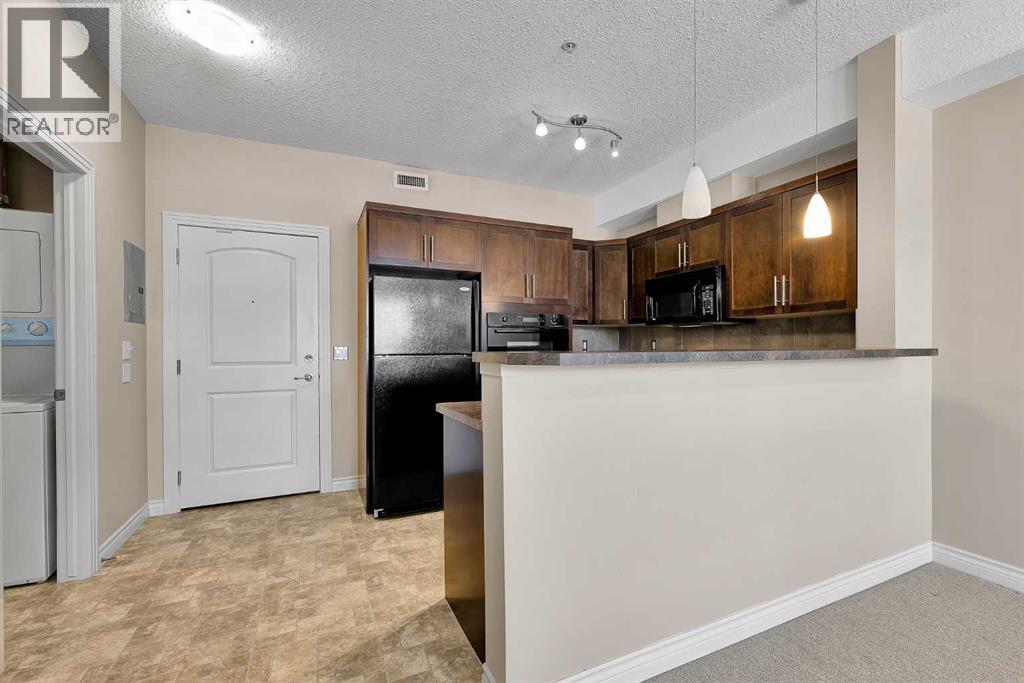 318, 26 Val Gardena View Sw, Calgary, Alberta  T3H 5Z5 - Photo 10 - A2299150