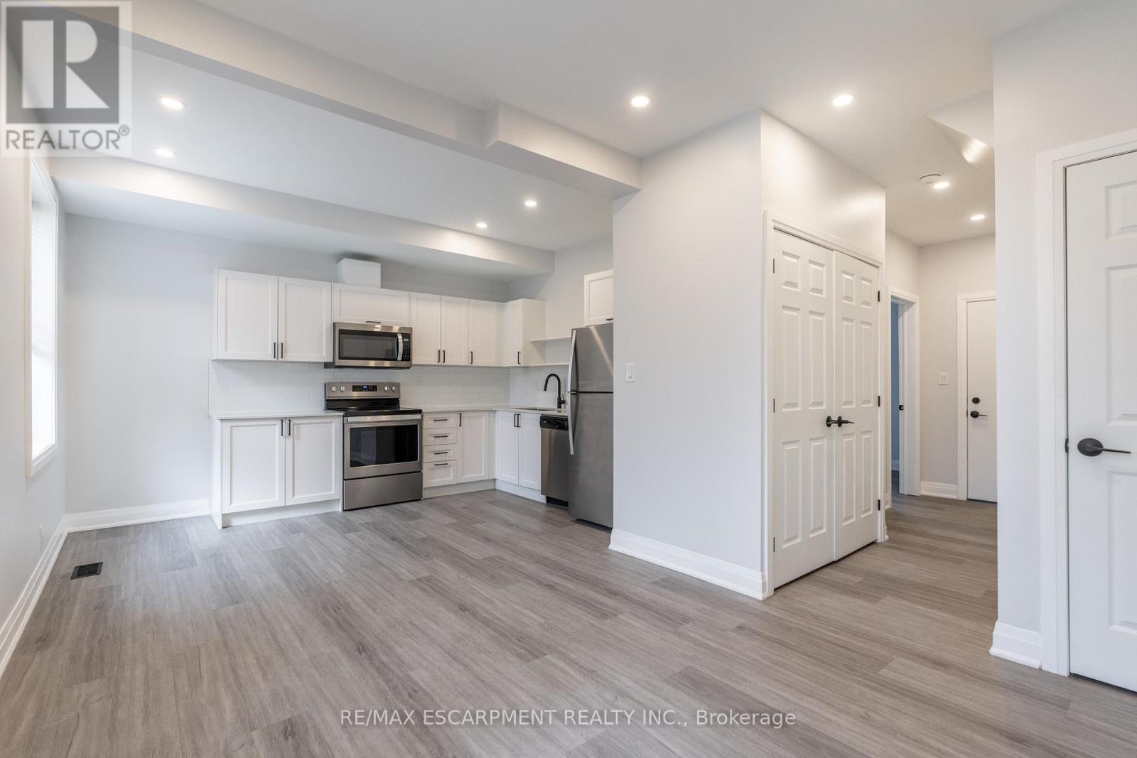 536 Cannon Street E, Hamilton, Ontario  L8L 2E9 - Photo 5 - X13016214