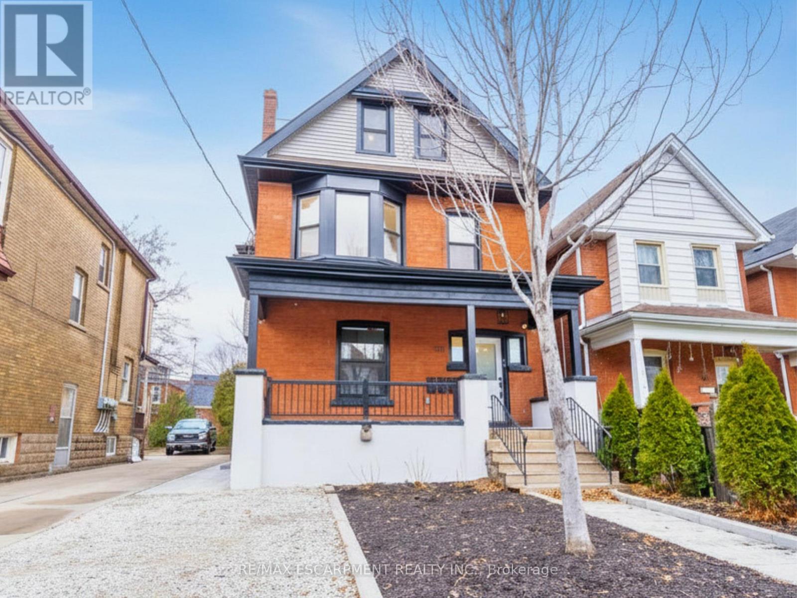 204 BALSAM AVENUE, Hamilton, Ontario