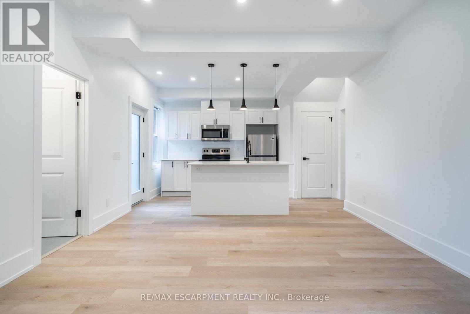 204 Balsam Avenue, Hamilton, Ontario  L8M 3B8 - Photo 11 - X13016216