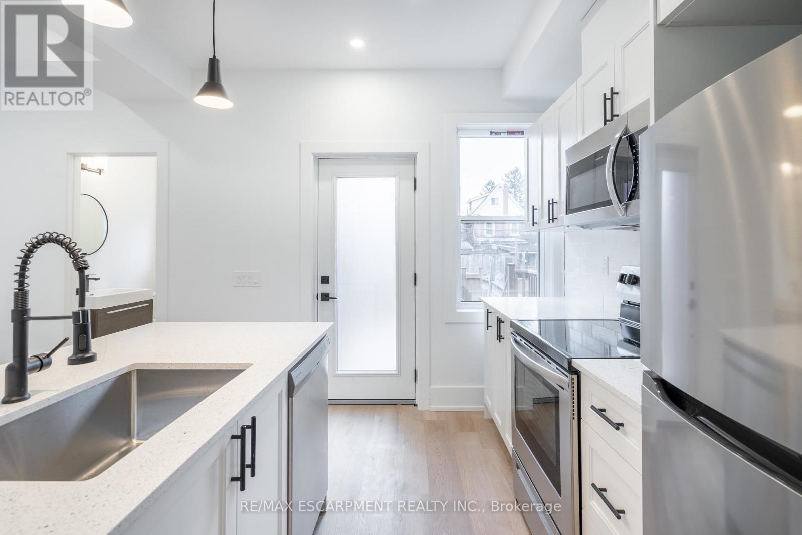 204 Balsam Avenue, Hamilton, Ontario  L8M 3B8 - Photo 14 - X13016216