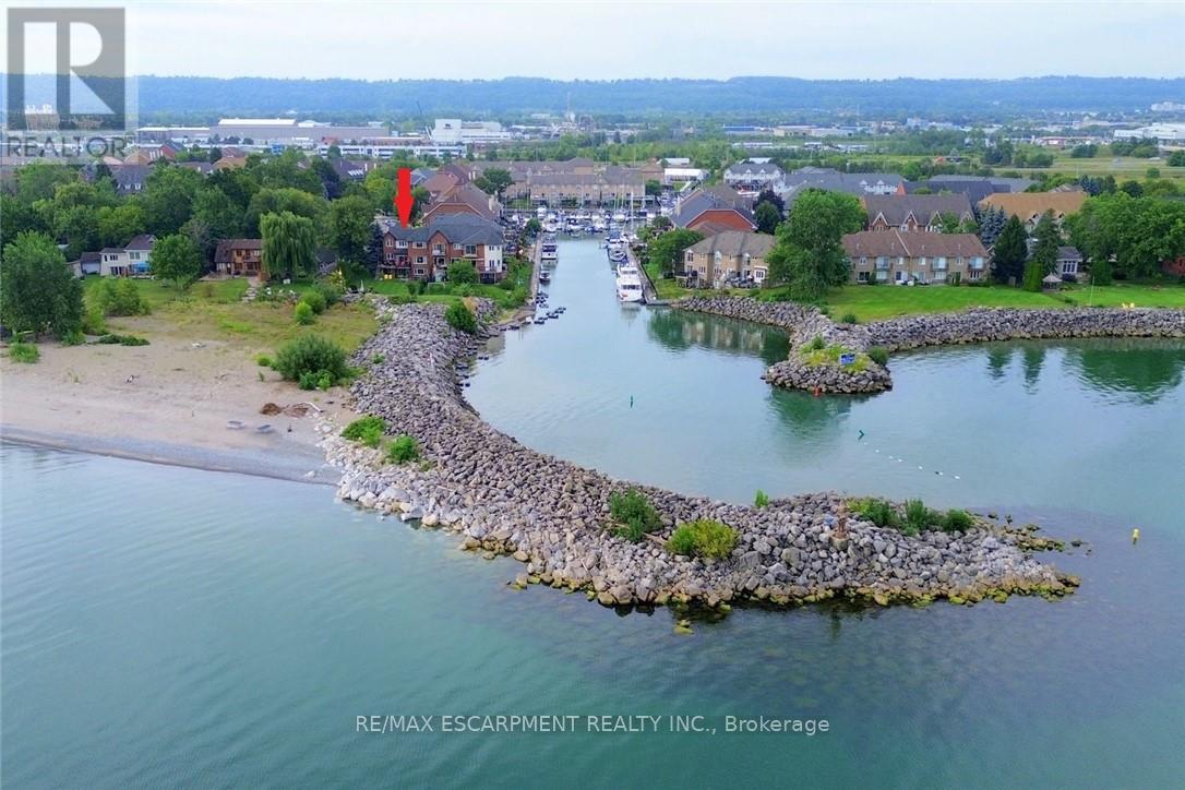 5 - 97 Sunvale Place, Hamilton, Ontario  L8E 4Z7 - Photo 2 - X13016248