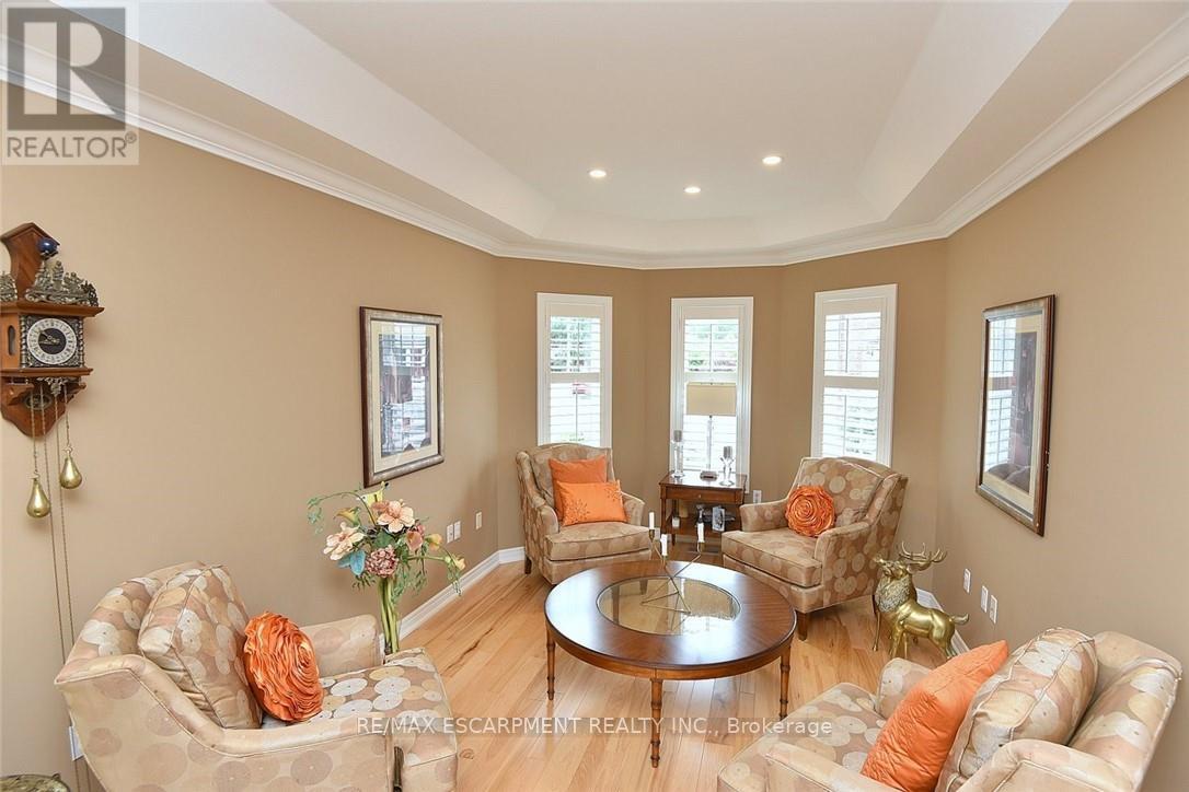 5 - 97 Sunvale Place, Hamilton, Ontario  L8E 4Z7 - Photo 3 - X13016248