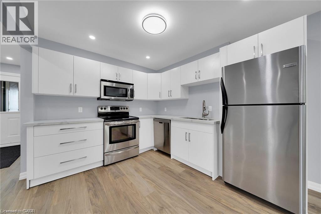 451 Woodview Road Unit# 4, Burlington, Ontario  L7N 2Z9 - Photo 12 - 40822074