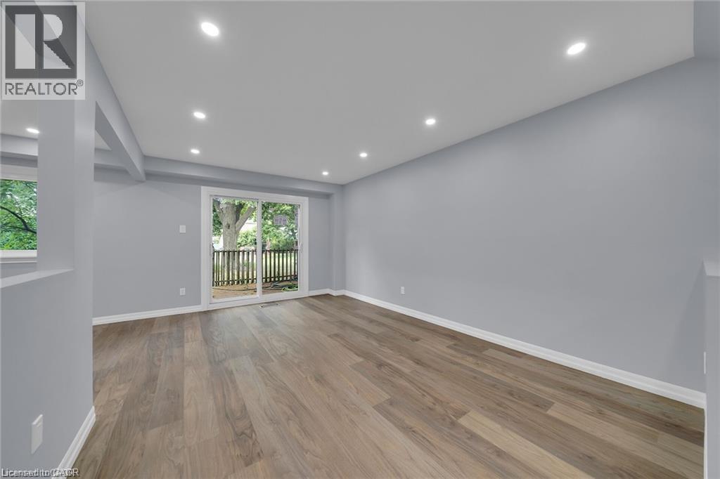 451 Woodview Road Unit# 4, Burlington, Ontario  L7N 2Z9 - Photo 6 - 40822074