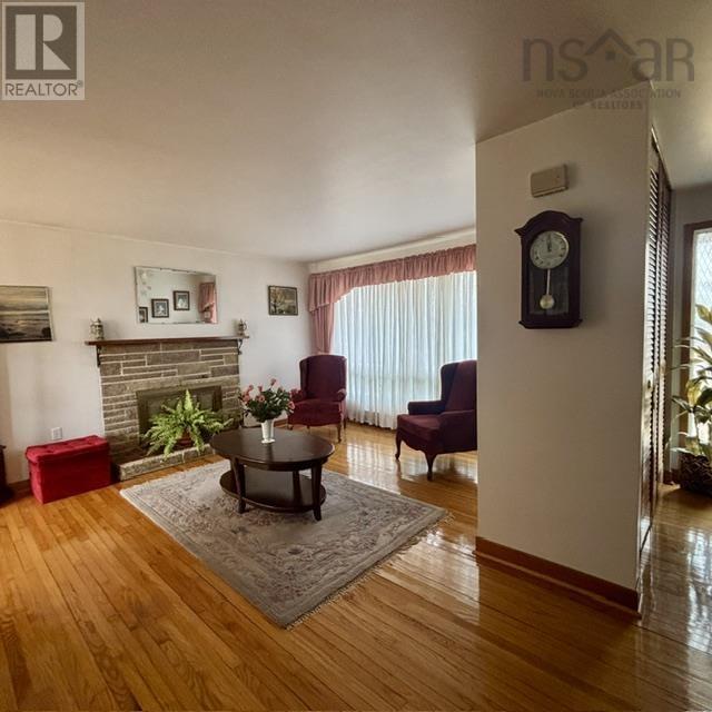 3339 Emerlad Street, New Waterford, Nova Scotia B1H 1H7 - Photo 12 - 202607712